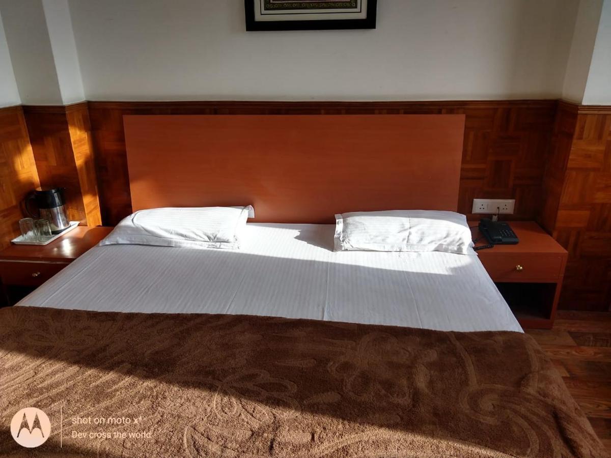 Bon Hotel Crystal Palace Гангток Экстерьер фото